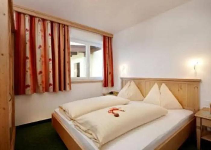 Alpenhof Apartments