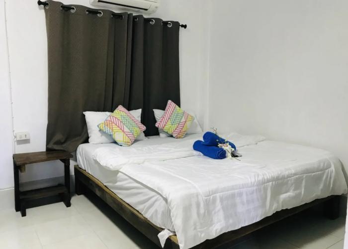 Miss Hong House