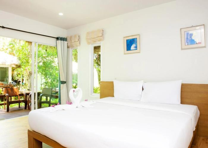 Larissa Samed resort