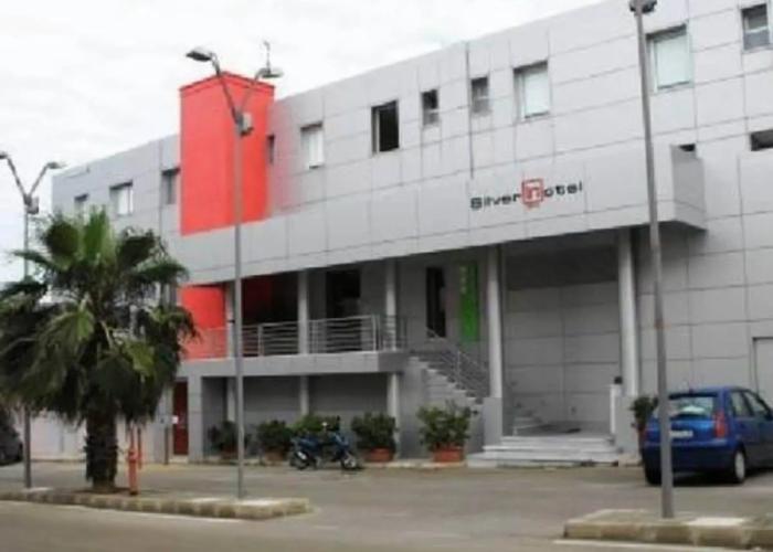 Silver Hotel