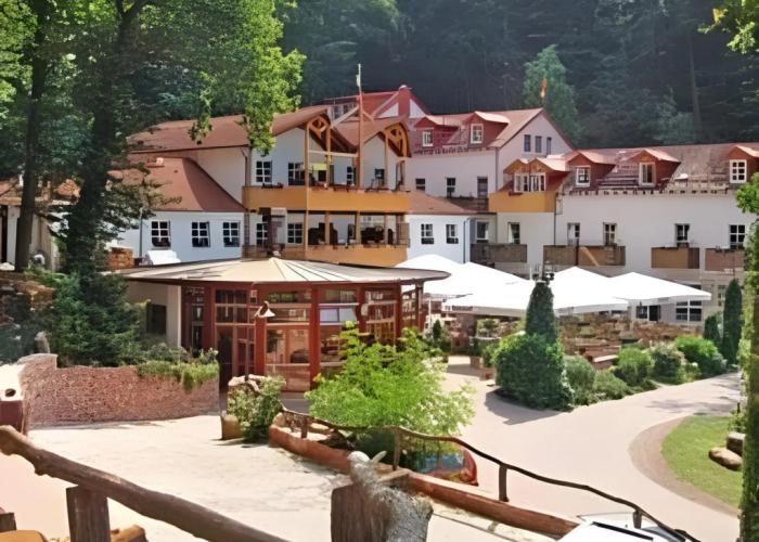 Schloss Hotel Landstuhl