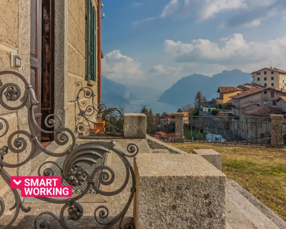 Family Villa with Stunning Lake View