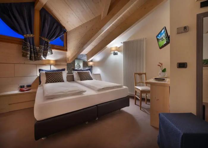 Cardo hotel