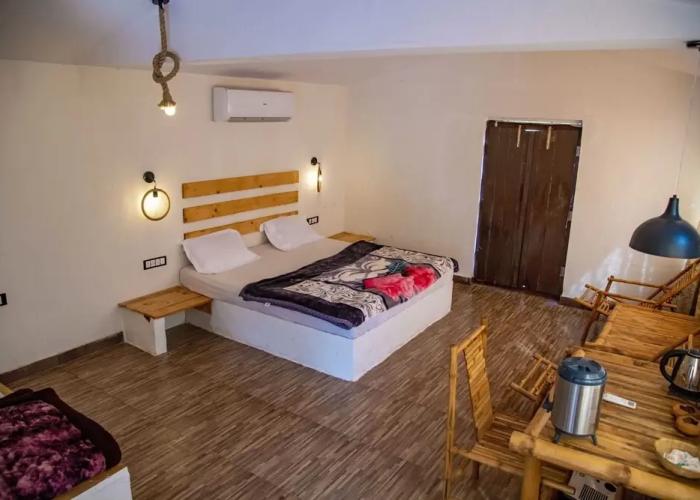 Greetoe Camp Panna