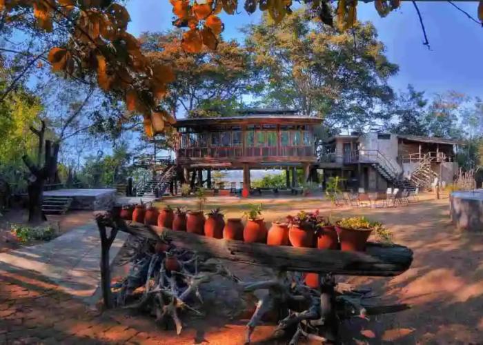 Pugdundee safaris- Ken river lodge Panna Lodging house