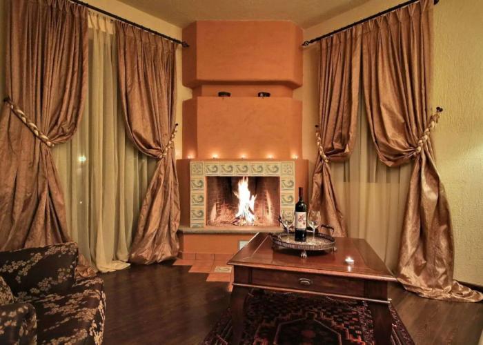 Aiora Luxury Suites