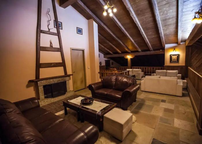 Vitina House Forest Resort