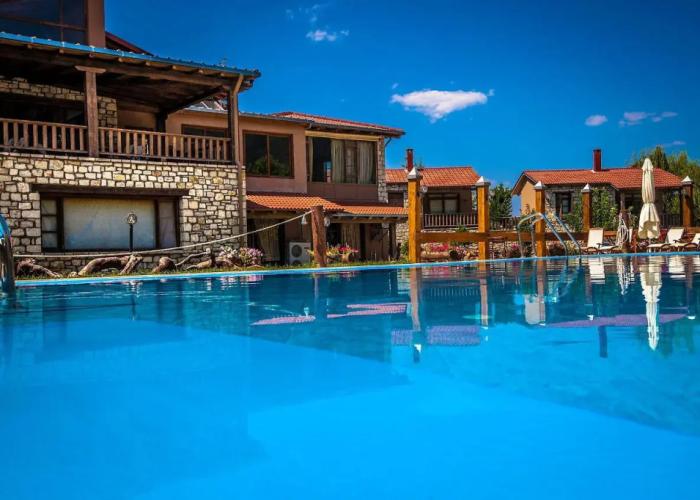 Vitina House Forest Resort