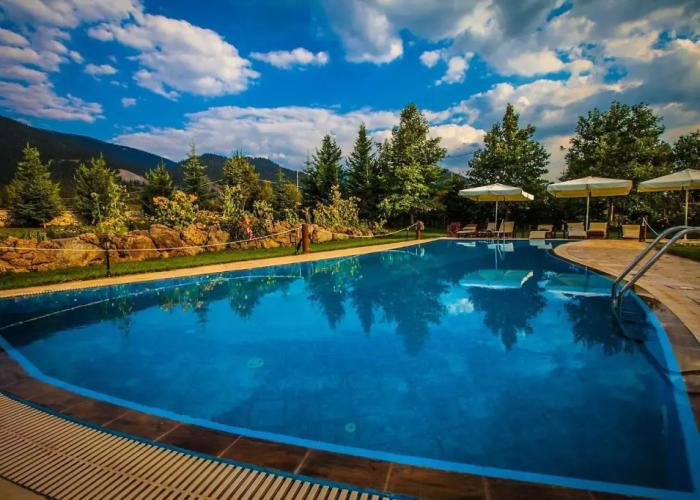 Vitina House Forest Resort