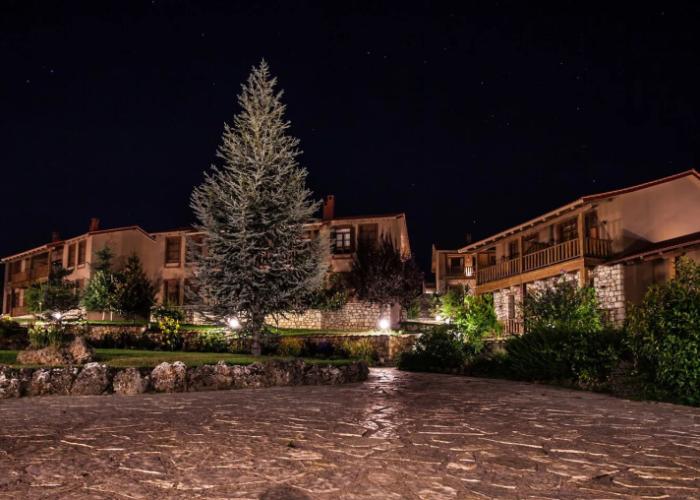 Vitina House Forest Resort