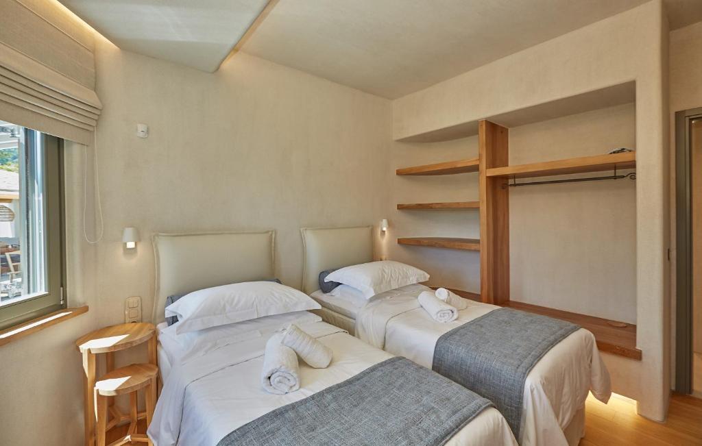 Sunrise Garden Hills