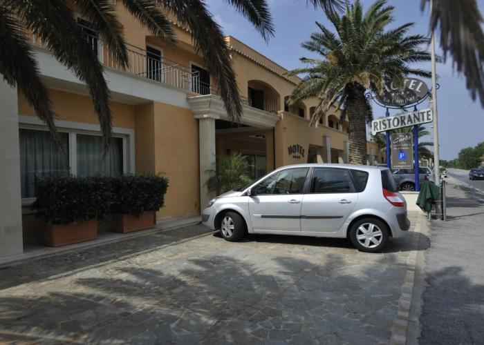 Hotel Ristorante La Lampara