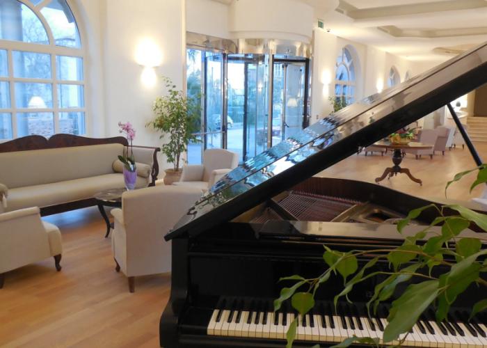 MARECHIARO Hotel