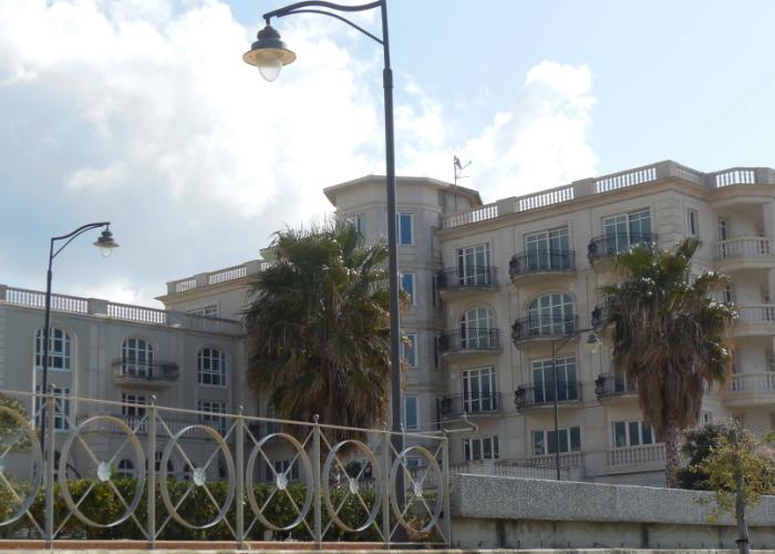 MARECHIARO Hotel