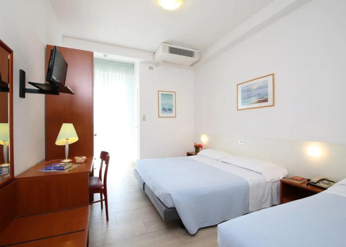 Hotel Caravel