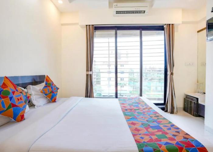 FabHotel Shree Balaji Apartment