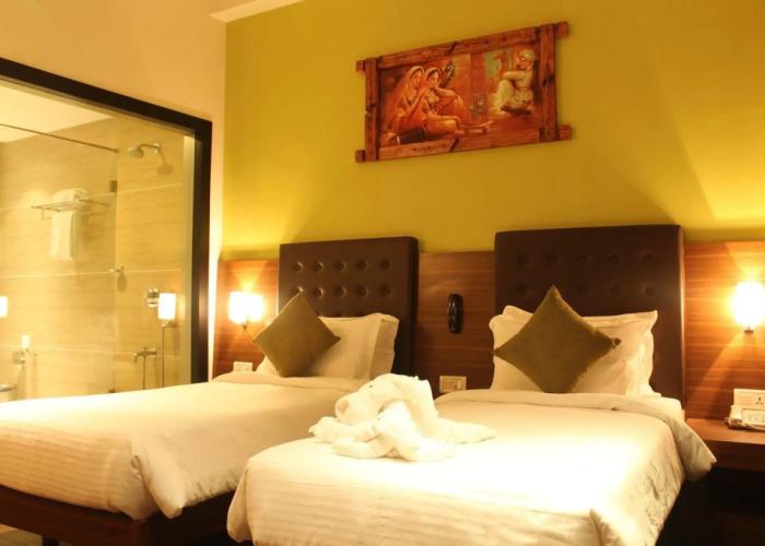 The Byke Suraj Plaza Veg Hotel