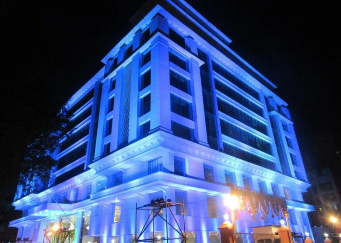 The Byke Suraj Plaza Veg Hotel