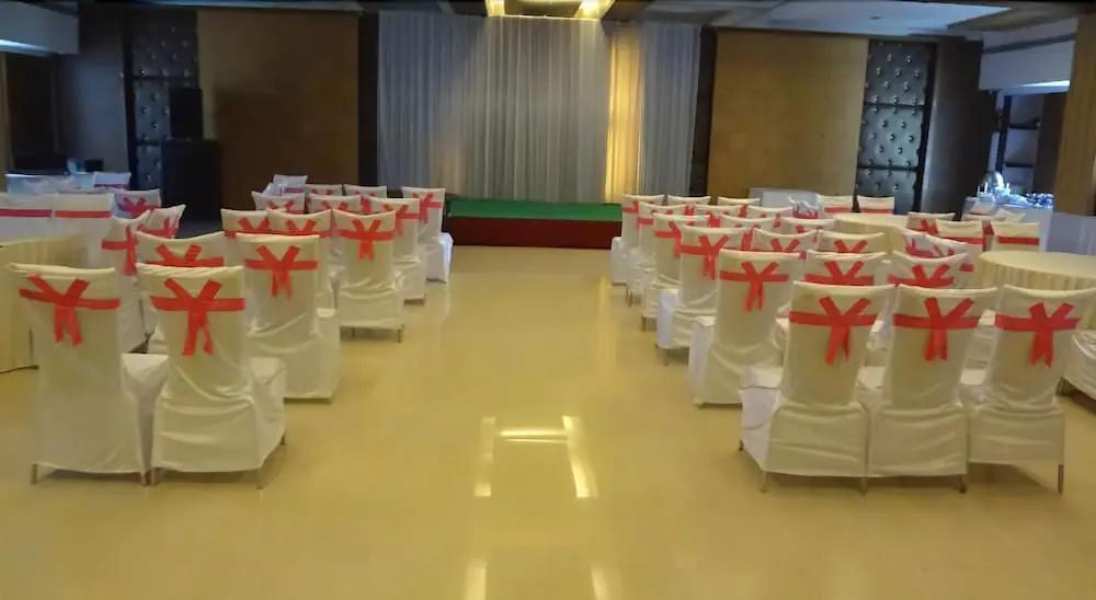 фото Hotel Vihangs Inn