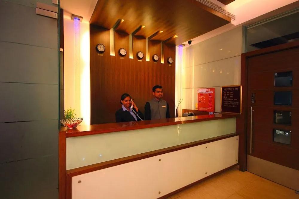 фото Hotel Vihangs Inn
