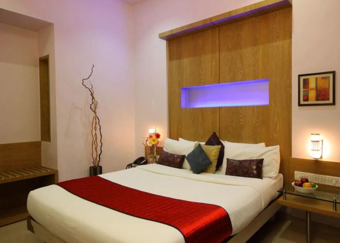 Hotel Vihangs Inn