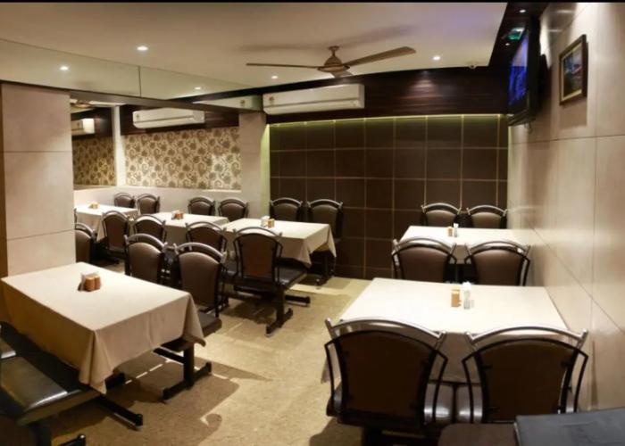Hotel Leela