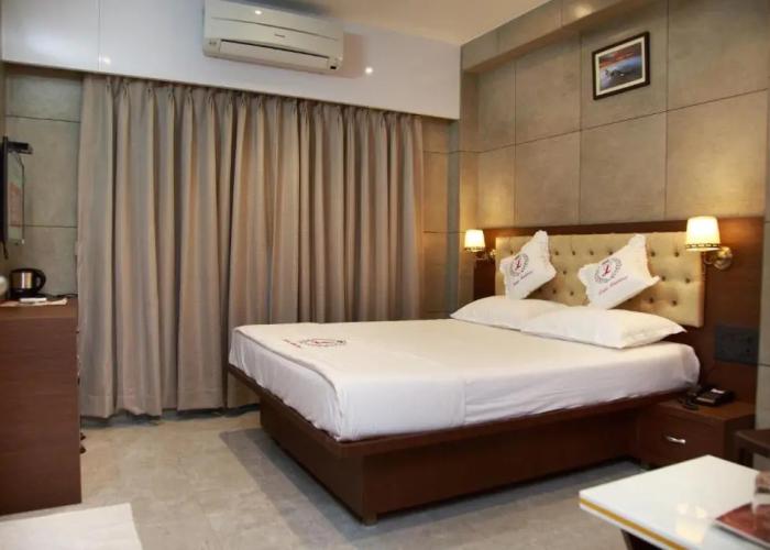 Hotel Leela
