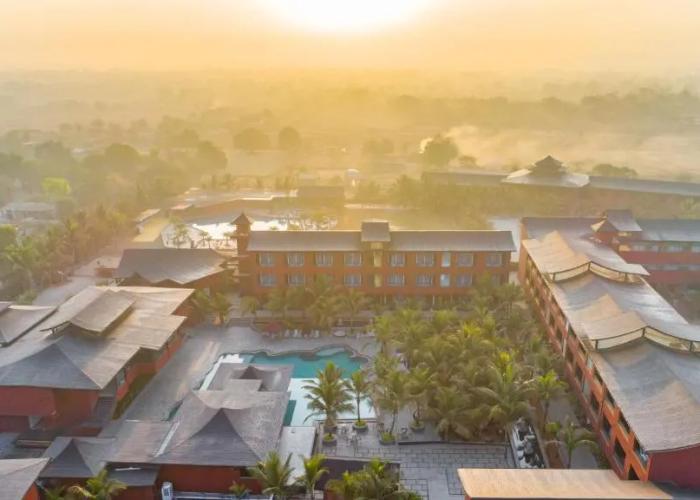 Saya Grand Club & Spa Resort