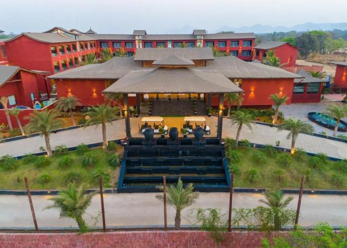 Saya Grand Club & Spa Resort