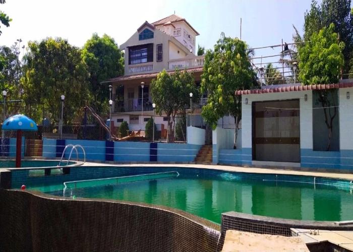 Campistaan Badlapur