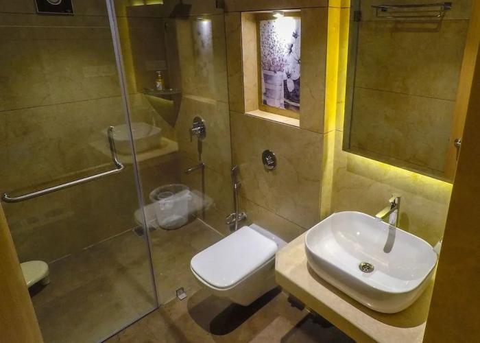 Rudra Shelter Business Hotel