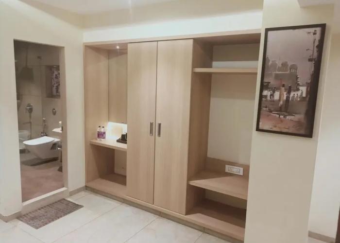 Rudra Shelter Business Hotel