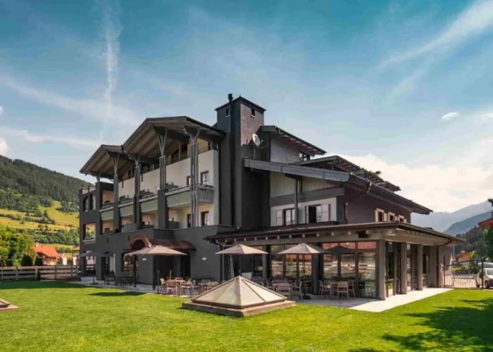 A.nett hotel