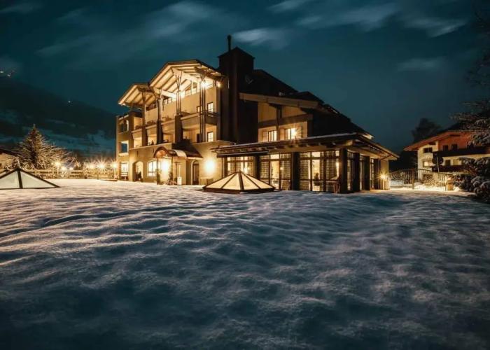 A.nett hotel