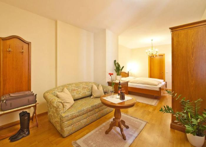 Hotel Tyrol