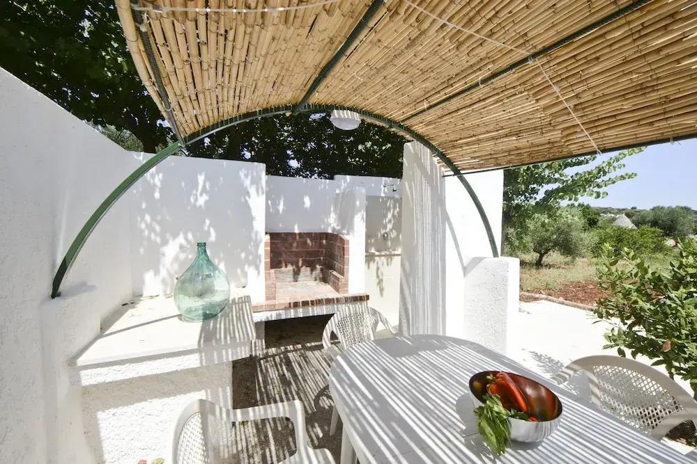 фото Villa, Trulli e Piscina nel Cuore della Valle d'Itria