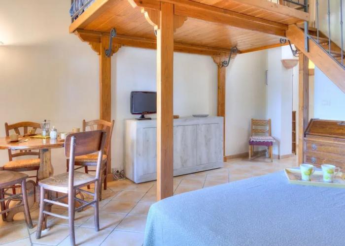 Farmhouse in Marsciano With Vineyards Olive Groves