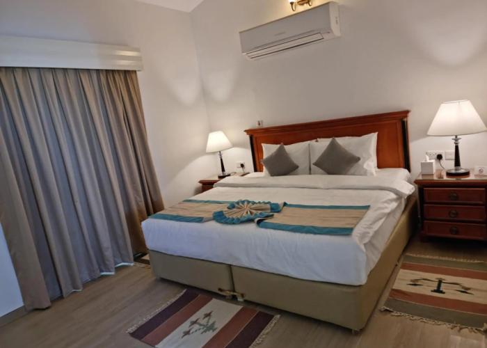 Holiday Beach Resort