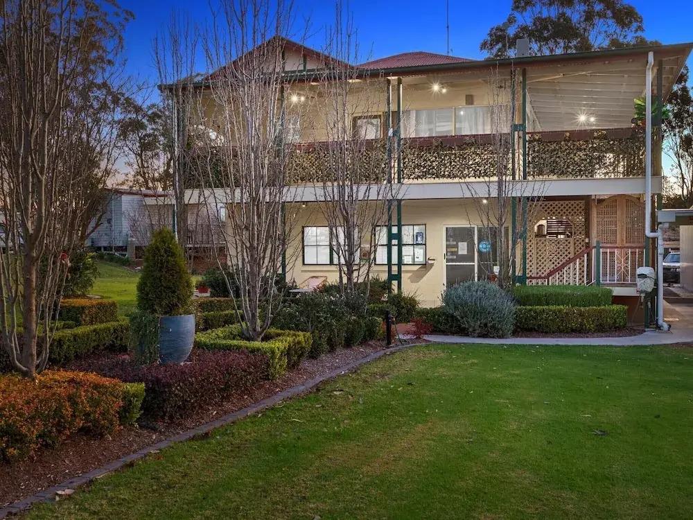 Crows Nest Tourist Park