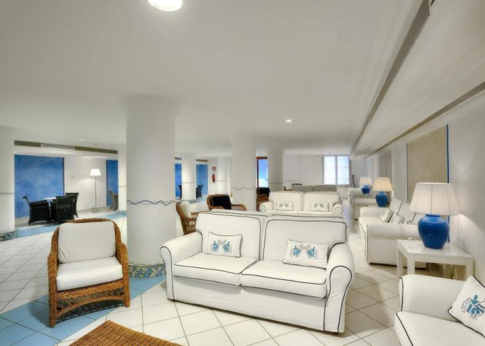 Cala Della Torre Resort