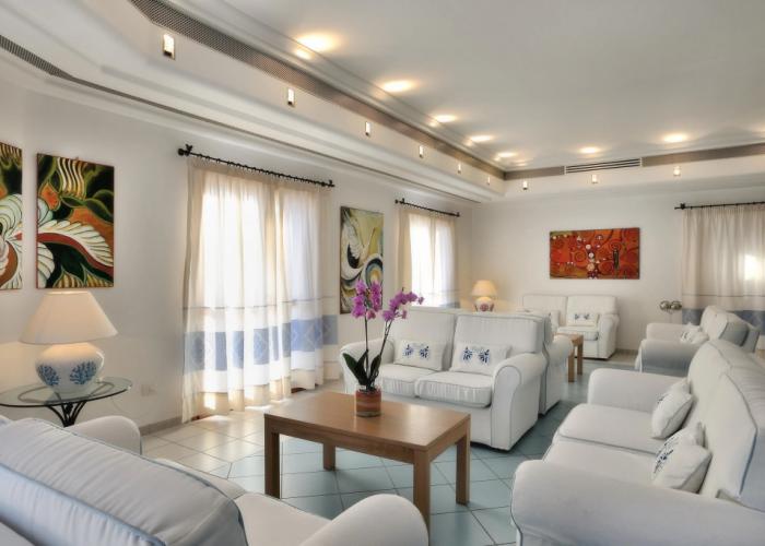 Cala Della Torre Resort