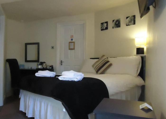 The Silverton Inn - B&B