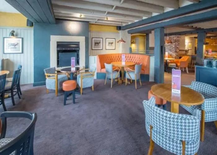 Premier Inn Exeter Countess Wear