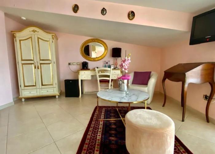 B&B Scilla Town