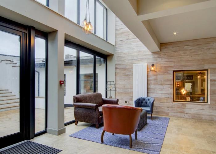 The Gissons Hotel