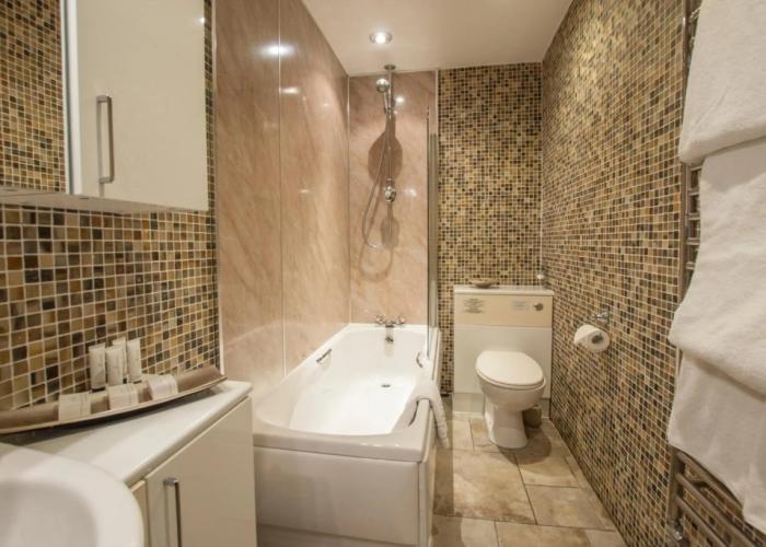 Exeter Court Hotel