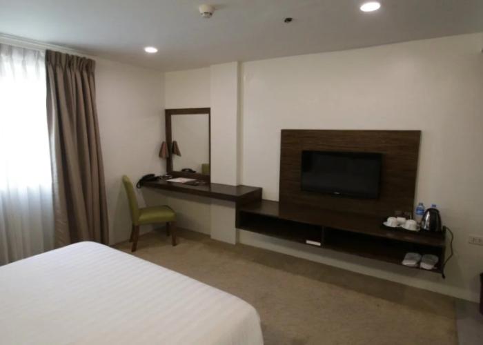 Top Star Hotel