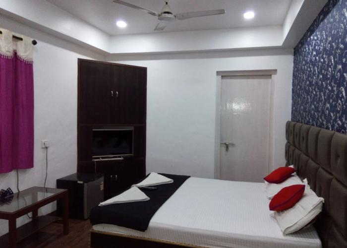 Hotel Geetanjali St Bus Stand Panvel