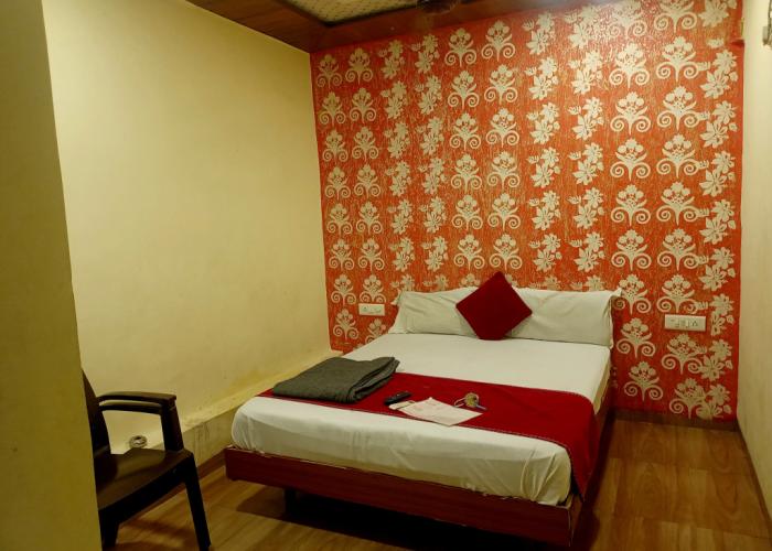 Hotel Geetanjali St Bus Stand Panvel