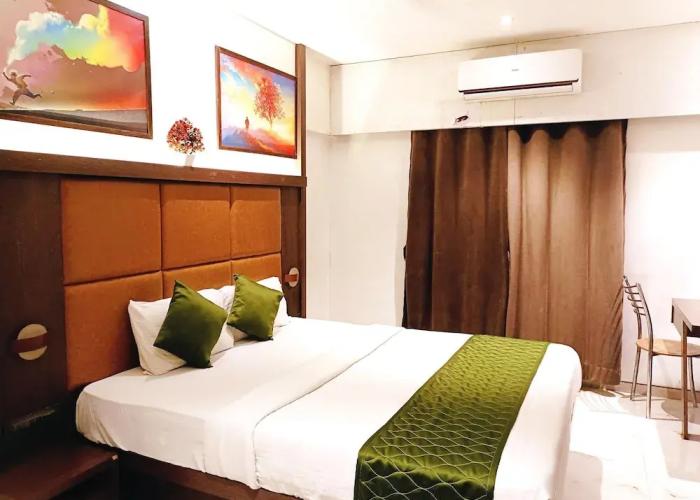 Hotel Express INN, Panvel